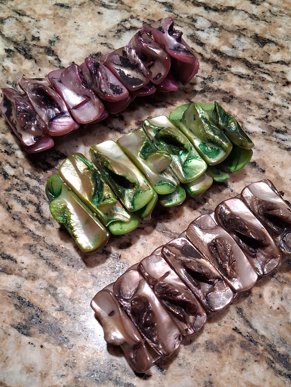 Dyed Mother Of Pearl Stretch Bracelets